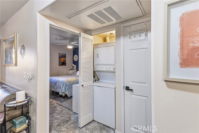 Detail Gallery Image 7 of 22 For 11410 Brookshire #117,  Downey,  CA 90241 - 1 Beds | 1 Baths