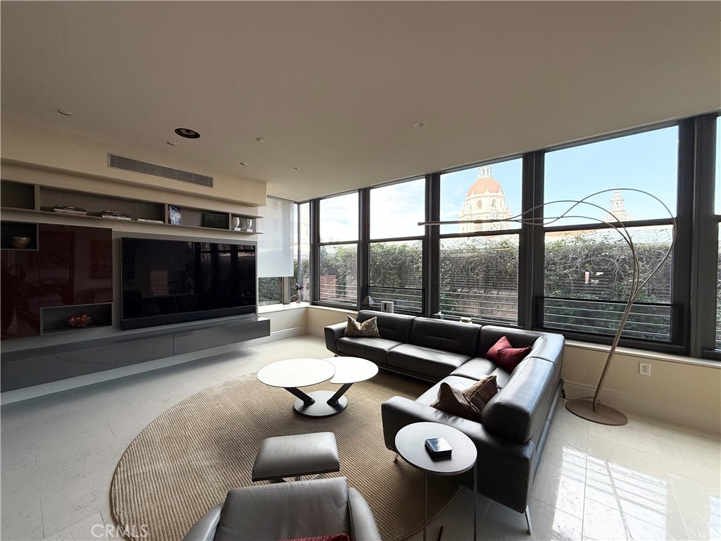 345 E Colorado Boulevard 303Pasadena img 4