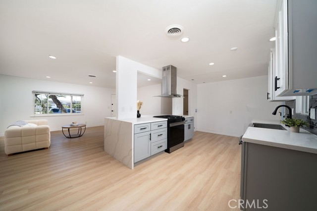 Detail Gallery Image 7 of 23 For 14102 Lake St, Garden Grove,  CA 92843 - 3 Beds | 2 Baths