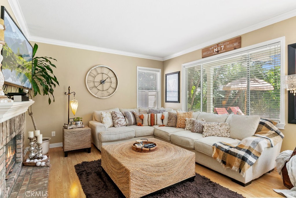 MLS #OC25250506 image #6