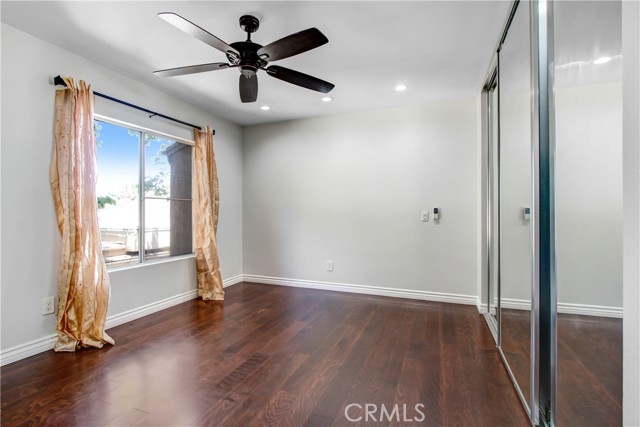 Detail Gallery Image 9 of 15 For 18350 Hatteras St #255,  Tarzana,  CA 91356 - 3 Beds | 2 Baths