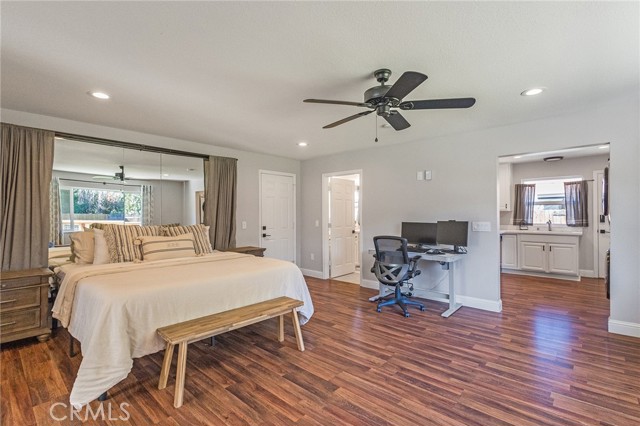 Guest Unit Room