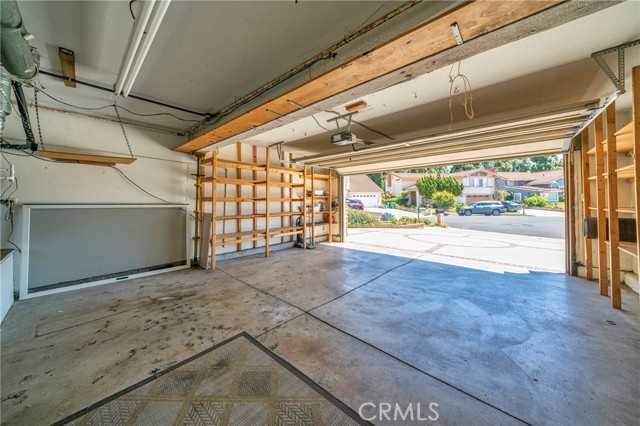 Detail Gallery Image 27 of 33 For 17401 Teachers Ave, Irvine,  CA 92614 - 5 Beds | 2/1 Baths