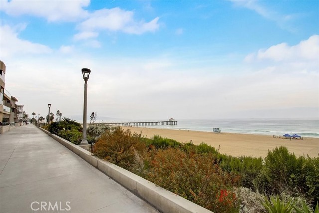 609 15th Street, Manhattan Beach, California 90266, 5 Bedrooms Bedrooms, ,1 BathroomBathrooms,Residential,Sold,15th,SB21193724