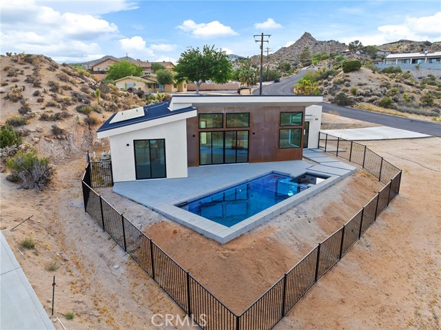 6218 Farrelo Road, Yucca Valley CA: https://media.crmls.org/medias/314b65a8-5811-4842-97f1-fb5a2821440e.jpg