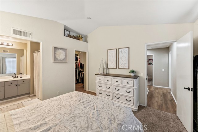 Detail Gallery Image 17 of 31 For 30335 Marigold Cir, Castaic,  CA 91384 - 3 Beds | 2/1 Baths