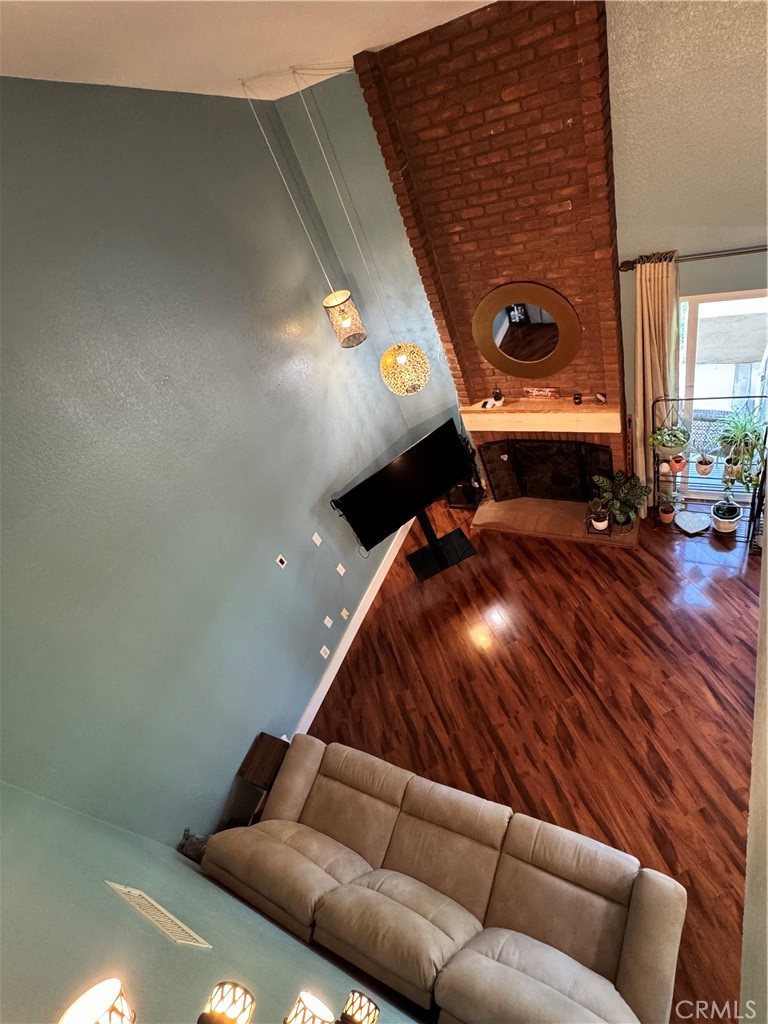 MLS #OC25239093 image #19