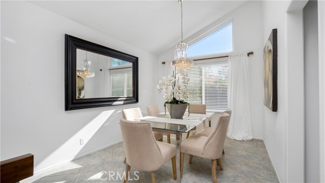 Detail Gallery Image 10 of 55 For 7 Nantucket, Irvine,  CA 92620 - 4 Beds | 2/1 Baths