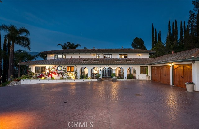 420 Inverness Drive, La Canada Flintridge CA: https://media.crmls.org/medias/314ead2f-36e5-4ae4-838d-94246ffc9bfb.jpg