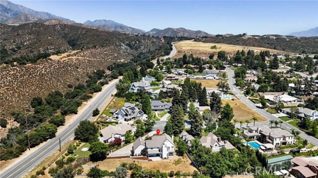 13532 Pineridge Court, Yucaipa CA: https://media.crmls.org/medias/314eb3c9-1007-44c8-91e5-82da53c1bd5c.jpg