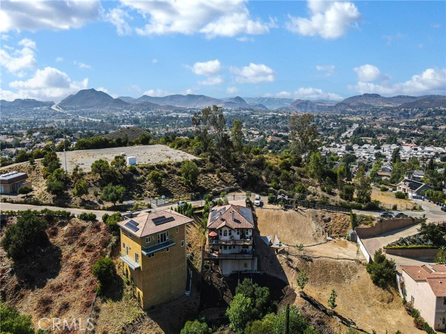 1124 Kathleen Drive, Newbury Park CA: https://media.crmls.org/medias/314fe61c-52c0-49f6-9032-721754463127.jpg