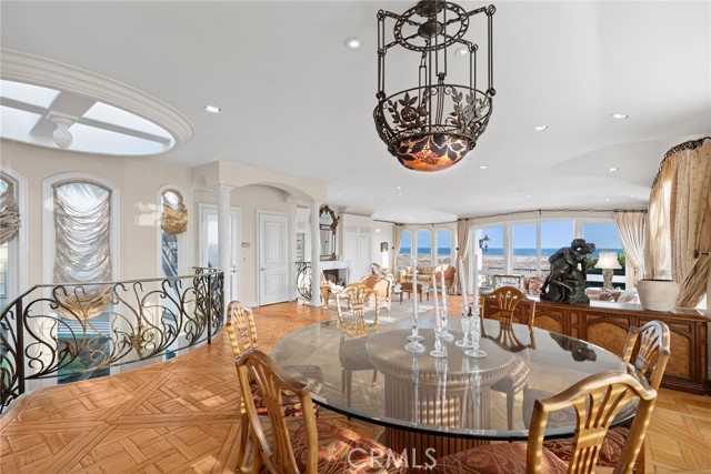 1201 E Balboa Boulevard, Newport Beach CA: https://media.crmls.org/medias/314ff5a2-1d2f-4a95-9a01-ae6cf92a471b.jpg