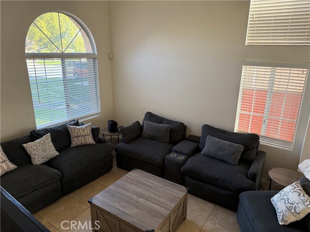 30097 Shoreline Drive, Menifee CA: https://media.crmls.org/medias/31504742-fc5f-4b1d-8f7b-45470c6c7d53.jpg