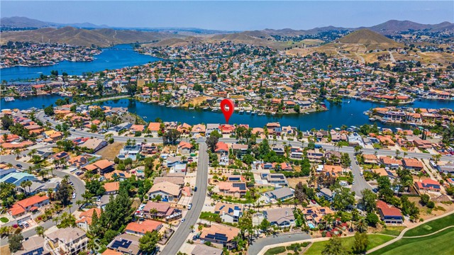 Detail Gallery Image 9 of 63 For 22590 S Canyon Lake Dr, Canyon Lake,  CA 92587 - 5 Beds | 2/1 Baths