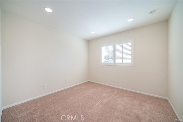 Image 11 of 18 For 16714 Inglewood Avenue A
