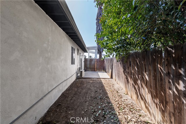 Detail Gallery Image 16 of 35 For 2121 Down, Riverside,  CA 92507 - – Beds | – Baths