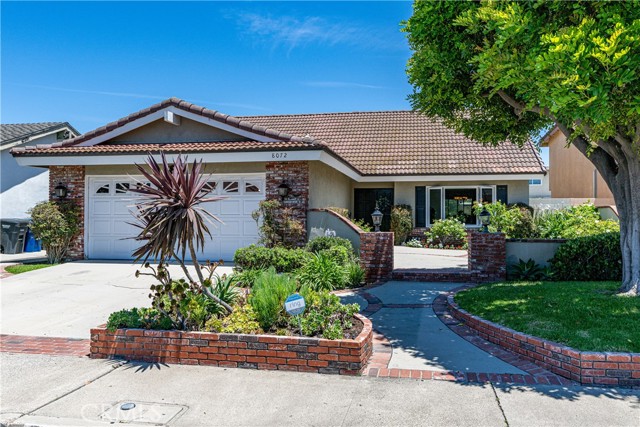 8072 W Joan Circle, La Palma CA: https://media.crmls.org/medias/315359cf-ec21-42d4-b13f-f1918bf3641d.jpg