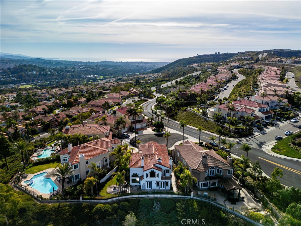 https://media.crmls.org/medias/3153c239-3779-440d-9100-8d9925ca64ab.jpg?preset=X-Large