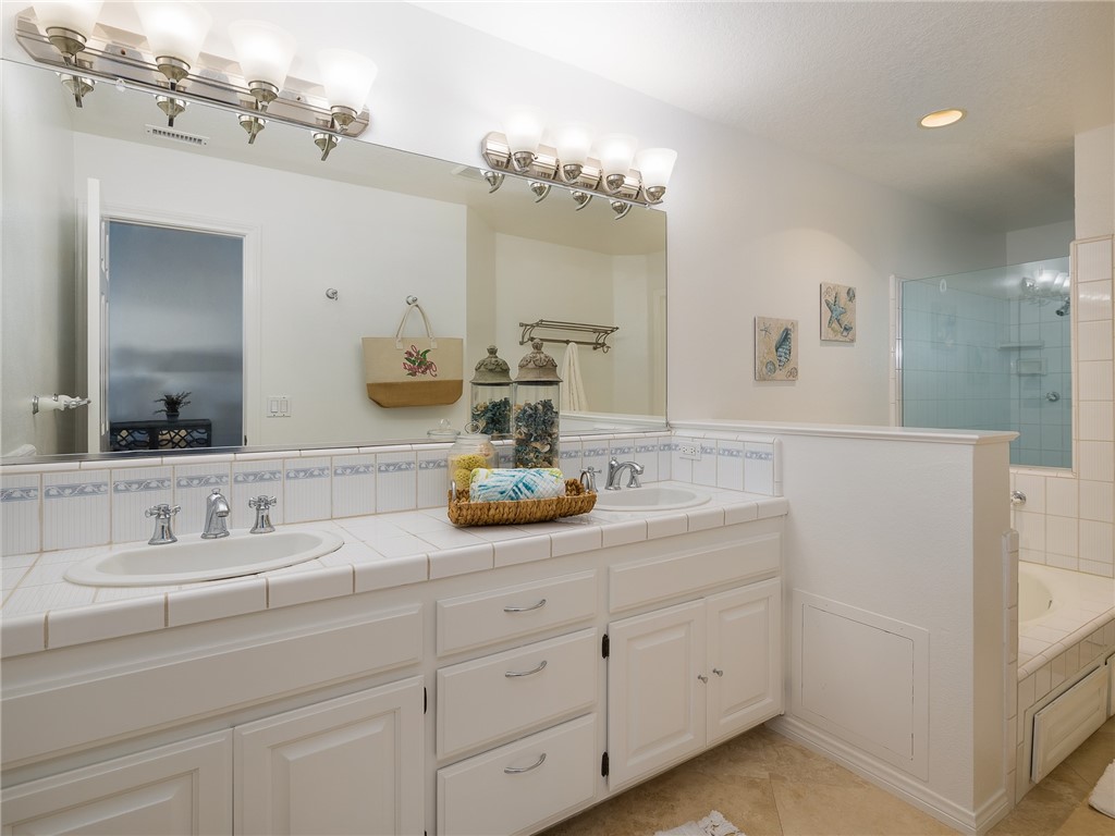 110 Prospect Avenue, Redondo Beach, California 90277, 3 Bedrooms Bedrooms, ,2 BathroomsBathrooms,Residential,Sold,Prospect,SB23009398