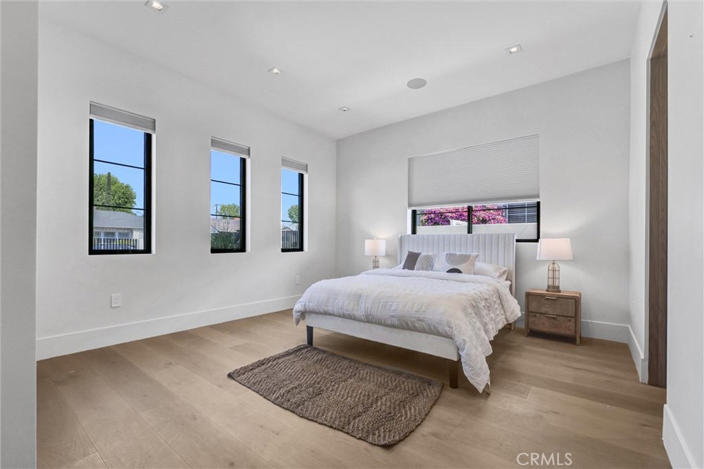 MLS #SR25260230 image #5