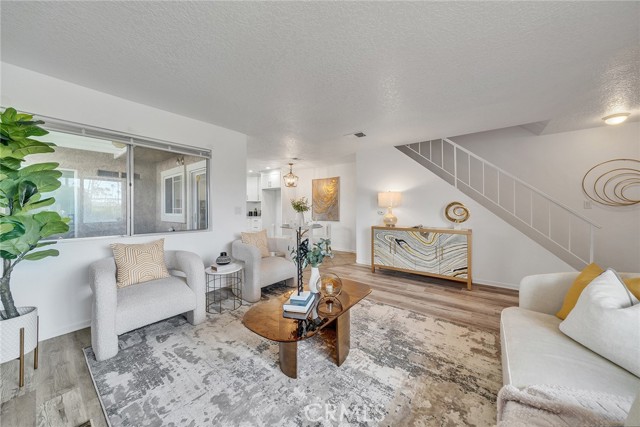 Detail Gallery Image 10 of 34 For 1200 Elm Ave a,  San Gabriel,  CA 91775 - 3 Beds | 2/1 Baths