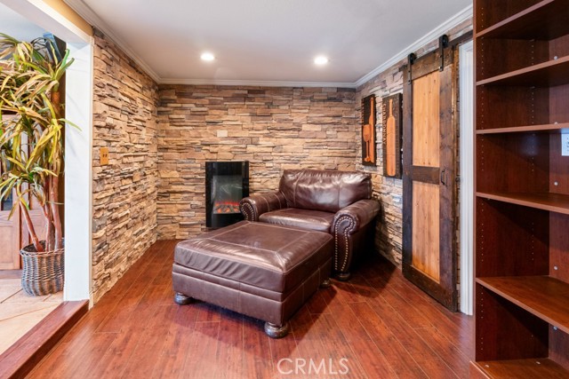 Detail Gallery Image 25 of 56 For 2425 Heather Ave, Long Beach,  CA 90815 - 3 Beds | 3 Baths