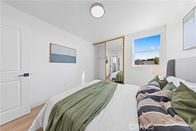 Image 36 of 53 For 25885 Astor Way