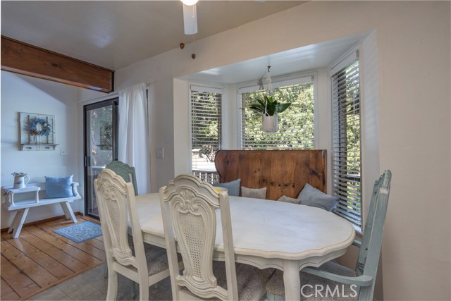 Detail Gallery Image 17 of 46 For 1027 Nesthorn Dr, Crestline,  CA 92325 - 3 Beds | 1/2 Baths