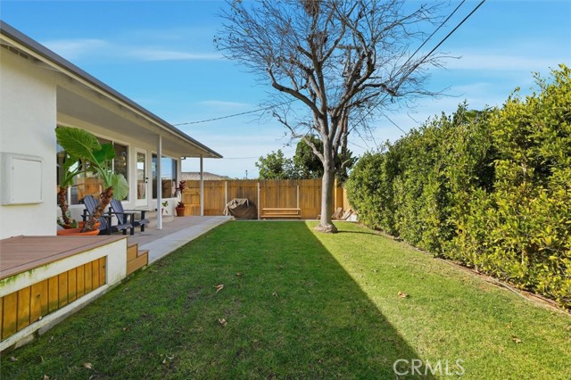 Detail Gallery Image 29 of 37 For 7337 W 88th St, Los Angeles,  CA 90045 - 4 Beds | 4 Baths