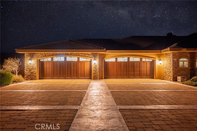 Image 5 of 53 For 58839 Santa Barbara Dr