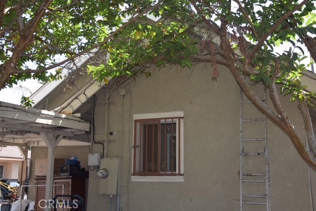 1935 Maine Avenue, Long Beach CA: https://media.crmls.org/medias/31576538-719f-445d-8dcb-6355ff811e1a.jpg