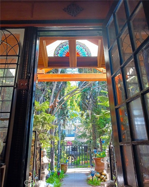 Detail Gallery Image 34 of 48 For 677 Elm St, San Jose,  CA 95126 - 2 Beds | 1 Baths