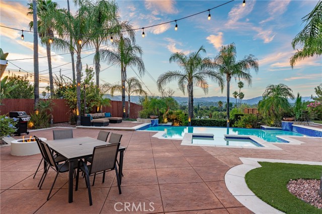 23365 Calvert Street photo 38