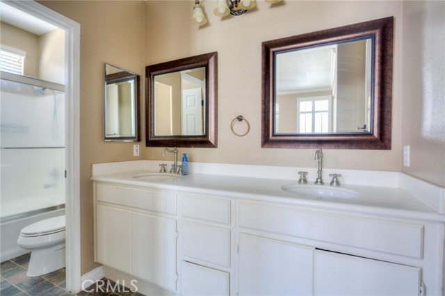 6052 Kohlberry Court, Riverside CA: https://media.crmls.org/medias/315848aa-1f1e-4172-8ad7-74269992c828.jpg
