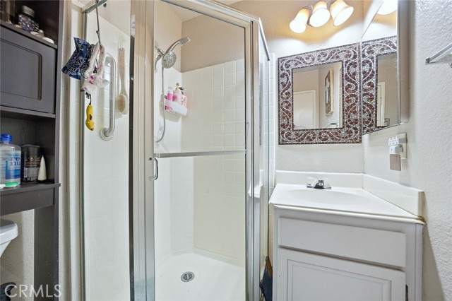 Detail Gallery Image 16 of 44 For 577 Cedar View Dr, Beaumont,  CA 92223 - 4 Beds | 3 Baths