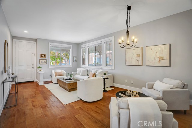 Detail Gallery Image 3 of 66 For 5058 Juliana, Simi Valley,  CA 93063 - 4 Beds | 2/1 Baths