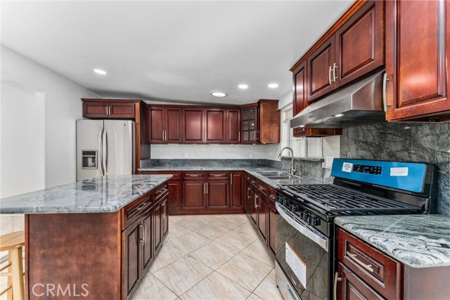 Detail Gallery Image 13 of 38 For 12221 Sungrove St, Garden Grove,  CA 92840 - 3 Beds | 2 Baths