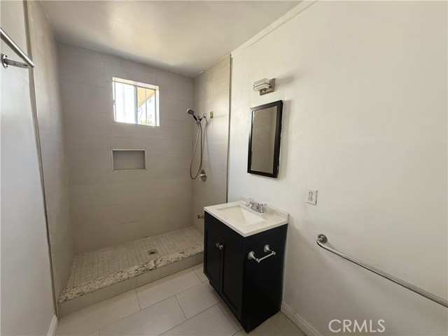 Detail Gallery Image 7 of 8 For 121 Electric Ave, Monterey Park,  CA 91754 - 3 Beds | 2 Baths