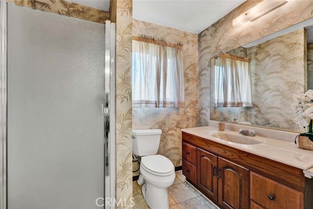 1309 N Linwood Avenue, Santa Ana CA: https://media.crmls.org/medias/3159c1fd-533a-47d1-8725-a6334462749f.jpg