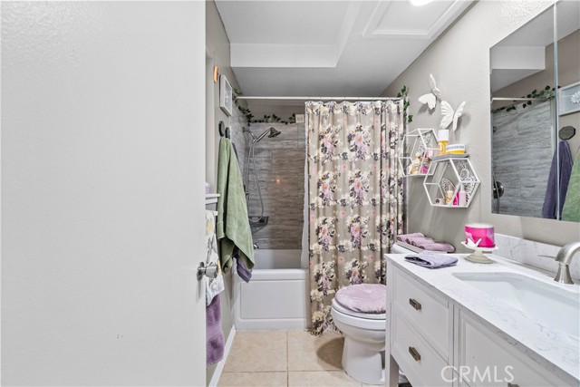 3052 E Avenue S4, Palmdale CA: https://media.crmls.org/medias/315a1224-6dd5-4fd3-bcae-54a34cf899fa.jpg