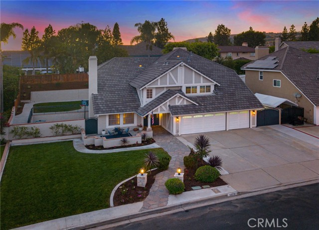 Detail Gallery Image 4 of 43 For 4373 Mahogany Cir, Yorba Linda,  CA 92886 - 4 Beds | 2/1 Baths