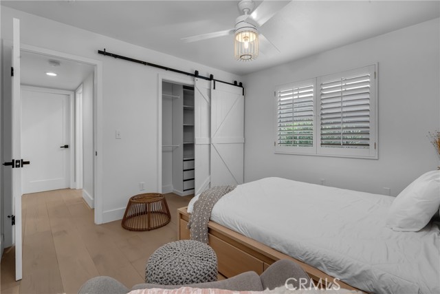 Detail Gallery Image 16 of 42 For 314 Ultimo Ave, Long Beach,  CA 90814 - 4 Beds | 3 Baths