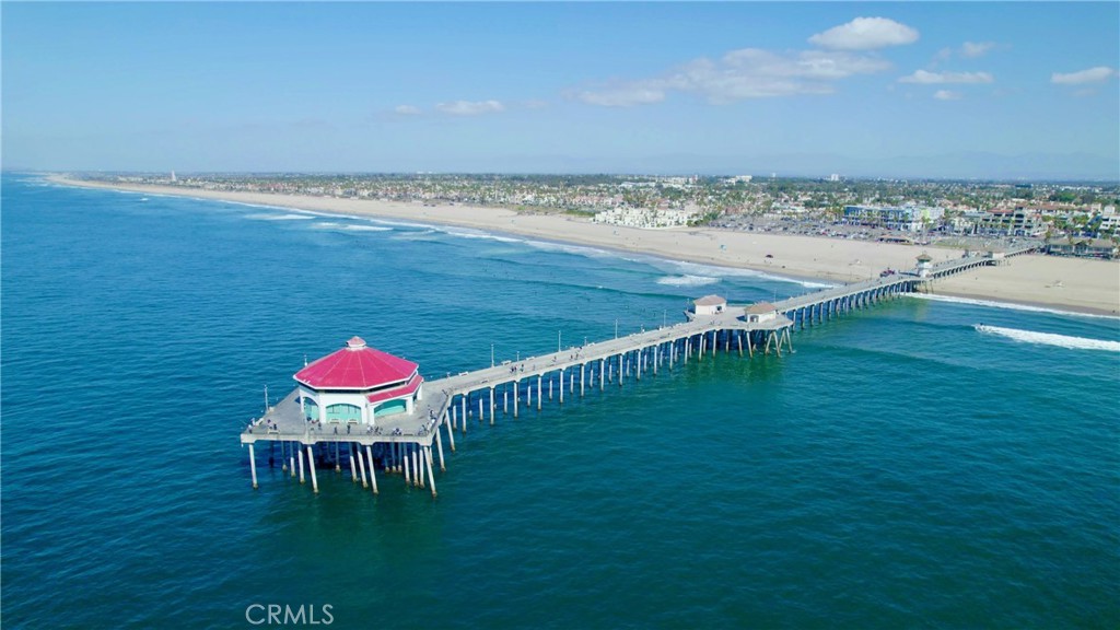 https://media.crmls.org/medias/315c1319-4ff4-4fad-8843-0bb14a4485d4.jpg?preset=X-Large