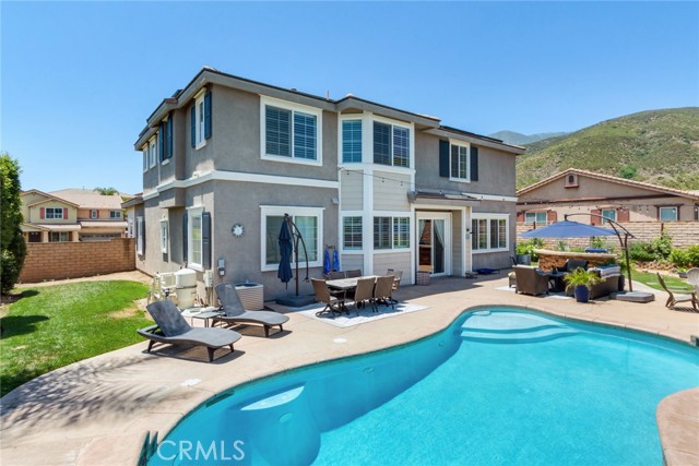 4765 Falconview Court, Fontana CA: https://media.crmls.org/medias/315dc949-c3ef-4cb6-b911-a5f81a56e719.jpg