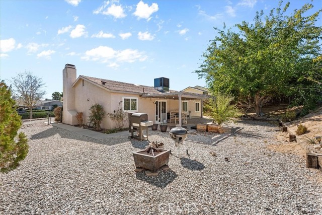 Detail Gallery Image 24 of 33 For 14318 Montecito, Victorville,  CA 92395 - 3 Beds | 2 Baths