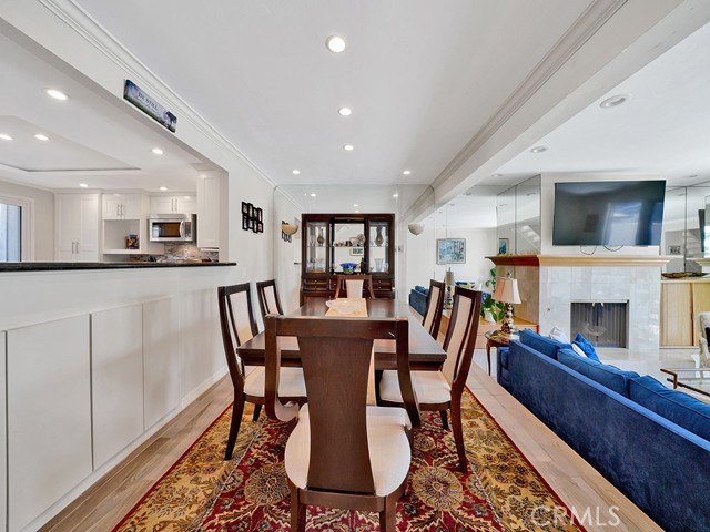 3512 Bravata Drive, Huntington Beach CA: https://media.crmls.org/medias/315e718a-78f8-45fc-babc-4d50c5f05111.jpg