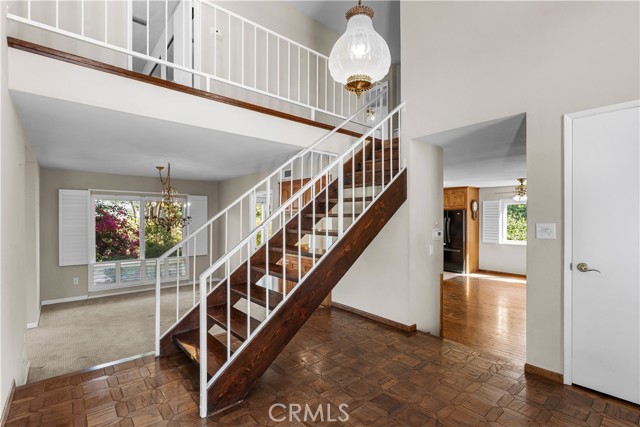 Detail Gallery Image 5 of 50 For 6528 Ellenview Ave, West Hills,  CA 91307 - 5 Beds | 3 Baths