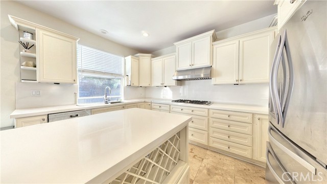 Detail Gallery Image 7 of 48 For 644 Milford, Los Angeles,  CA 90042 - 4 Beds | 3/1 Baths