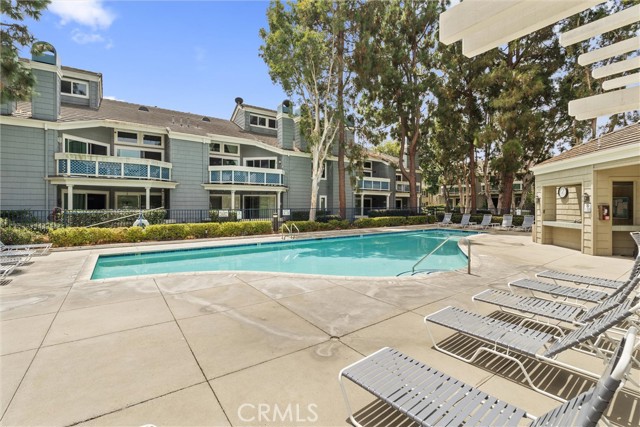 7291 Coho Dr, Huntington Beach CA: https://media.crmls.org/medias/315fad88-48ba-4fac-93d8-4ea60554054e.jpg