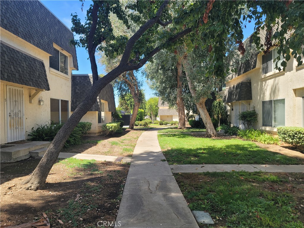 https://media.crmls.org/medias/316082ed-537f-4a8f-867c-3833aab9f9d3.jpg?preset=X-Large
